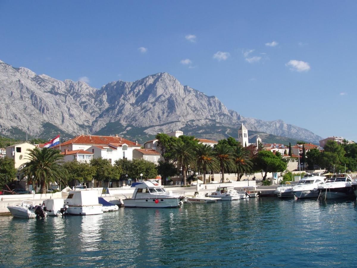 Apartments Divna Baška Voda Extérieur photo