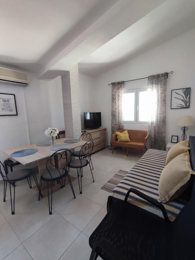 Apartments Divna Baška Voda Extérieur photo