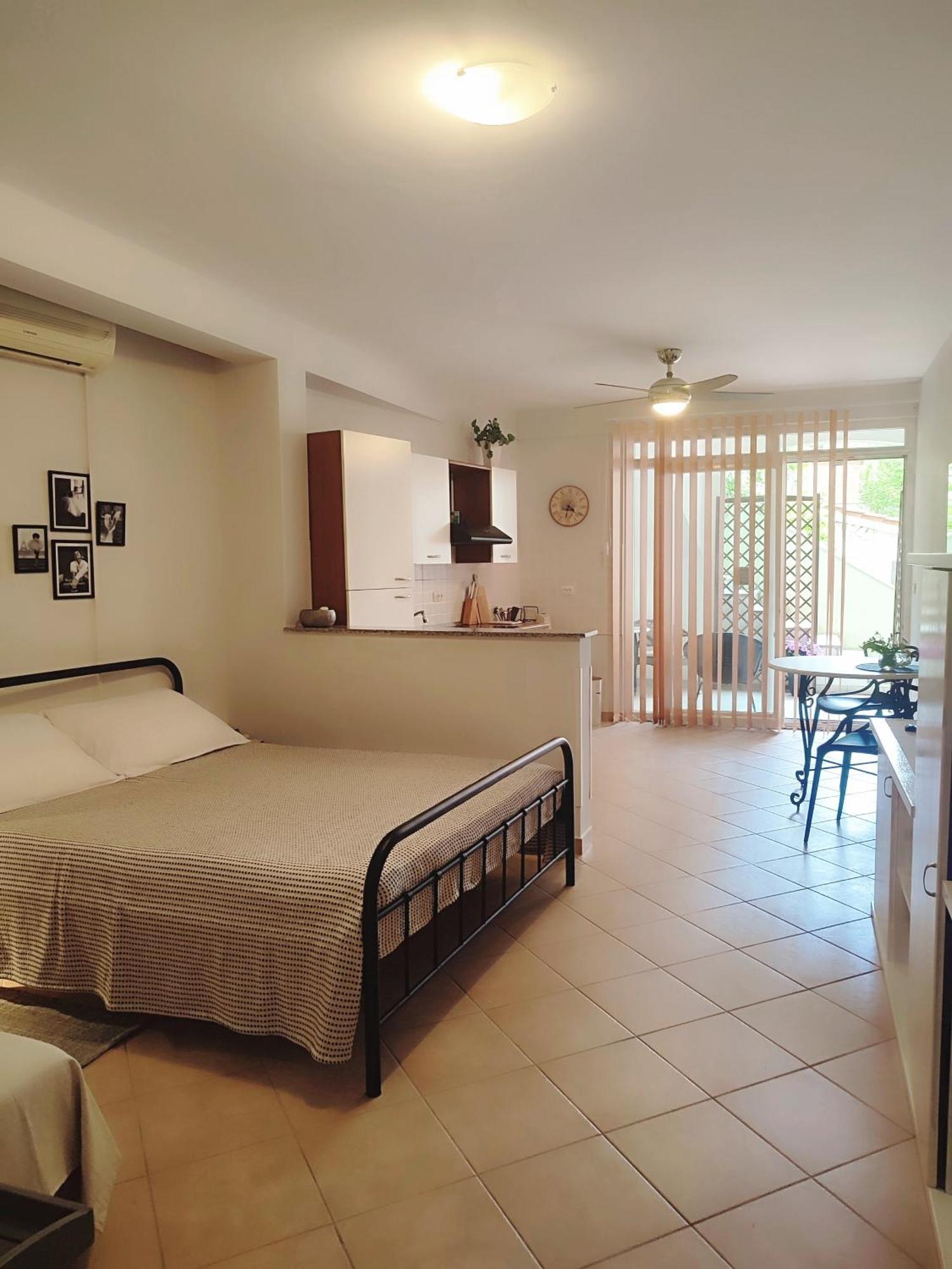 Apartments Divna Baška Voda Extérieur photo