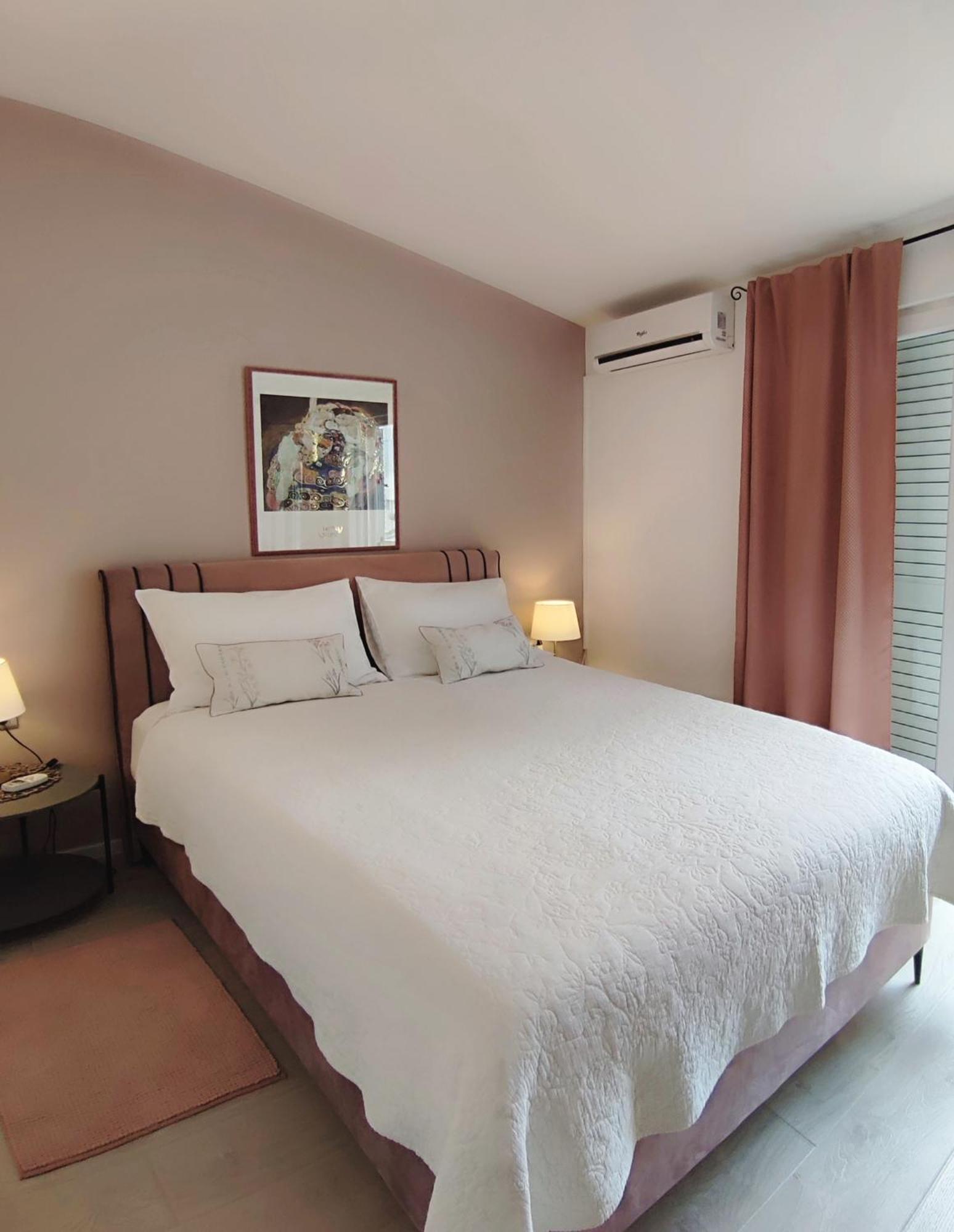 Apartments Divna Baška Voda Extérieur photo