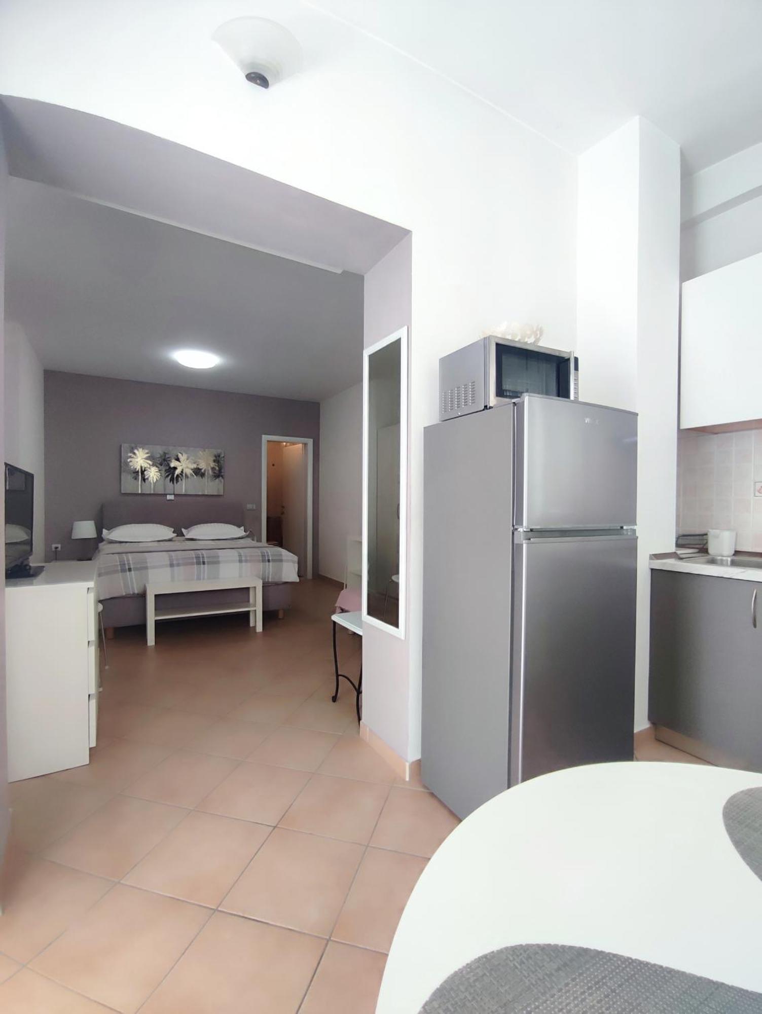 Apartments Divna Baška Voda Extérieur photo