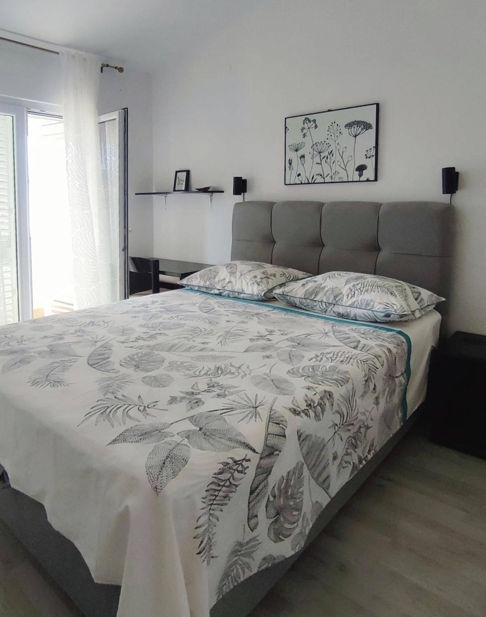 Apartments Divna Baška Voda Extérieur photo