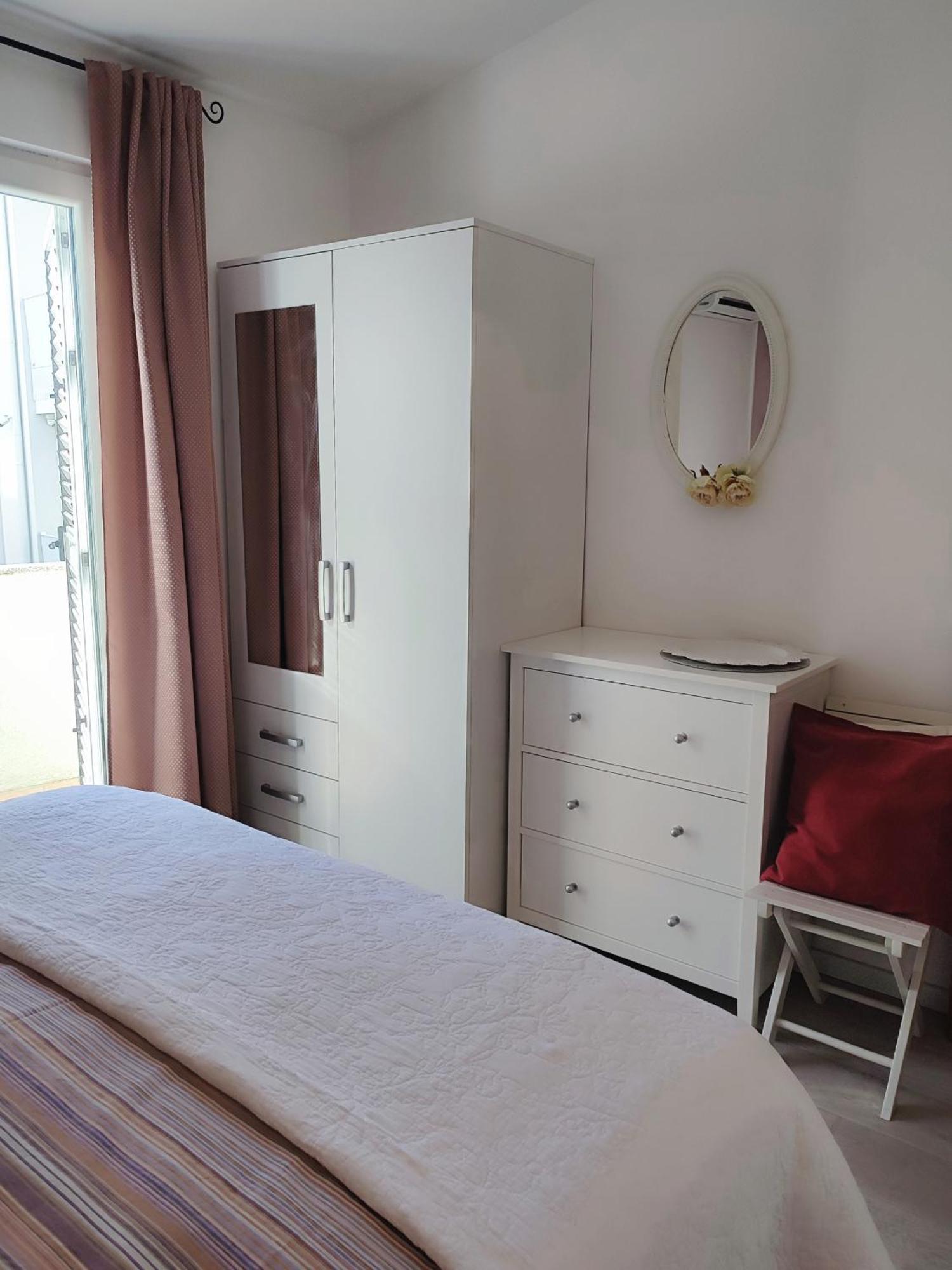Apartments Divna Baška Voda Extérieur photo